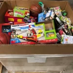 Koop grote partijen speelgoed op pallets voor wederverkoop in Duitsland en Europa.
