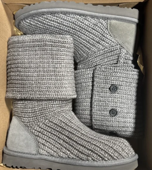ugg-boots-liquidation-pallets.webp ugg boots liquidation pallets - Image 1